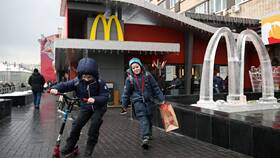 Как называются новые McDonald's в Швейный мир