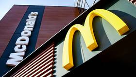 Сколько составляет зарплата в McDonald's в Швейный мир